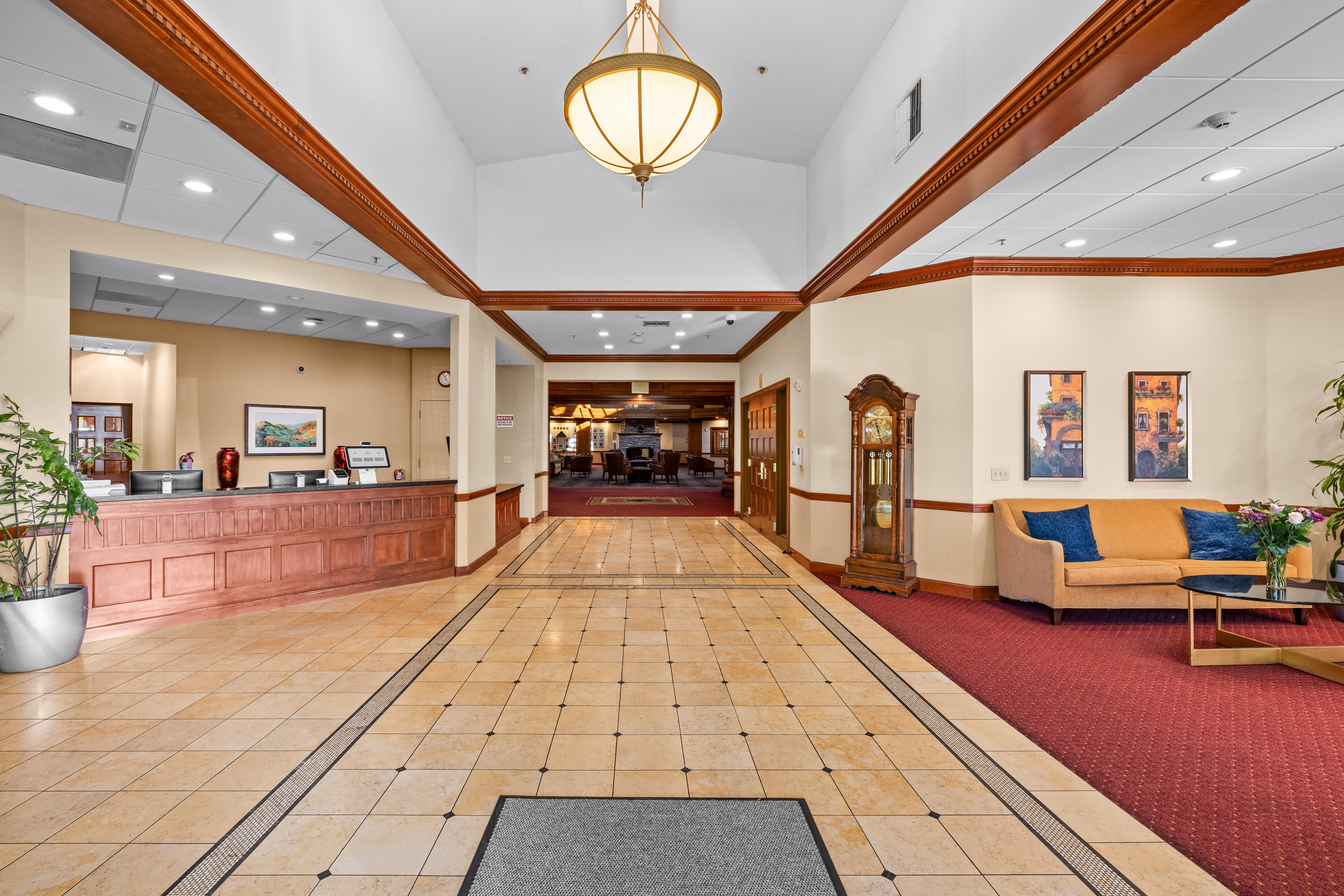 Marbella San Jose front desk